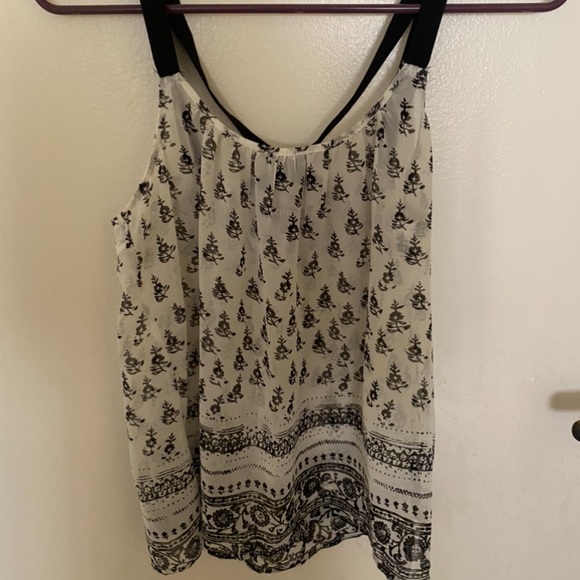 Tank - Picture 2 of 2